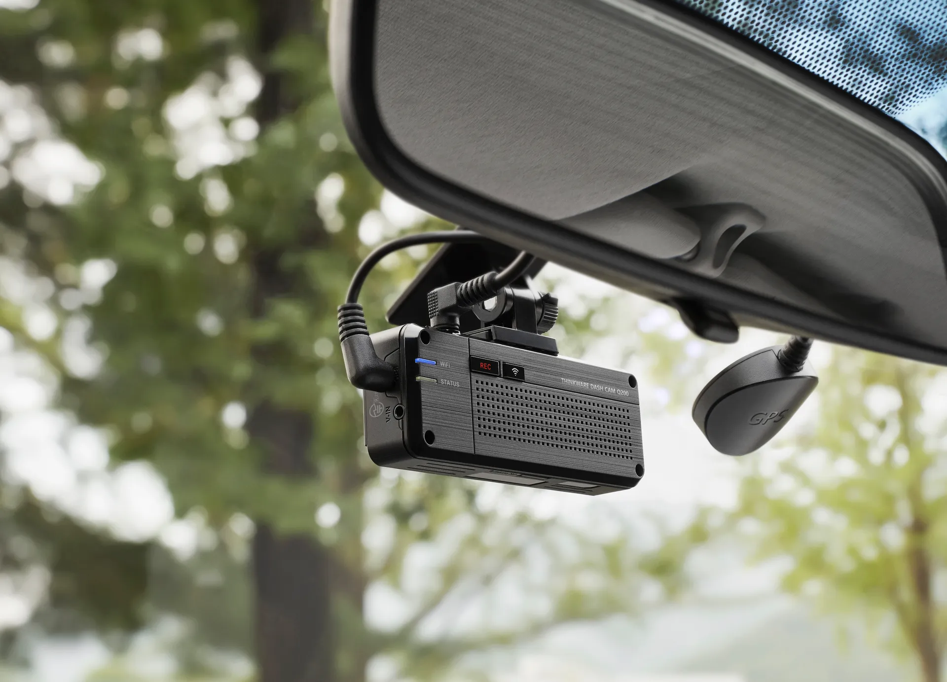 Thinkware Q200 QHD 2-Kanal Dashcam mit Heckkamera im Set+Hardwire Kit